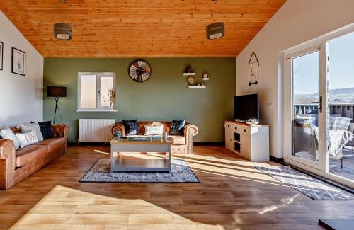 Fenny Bridges House | Pet-Friendly 2-Bed Retreat in Sidmouth for Families