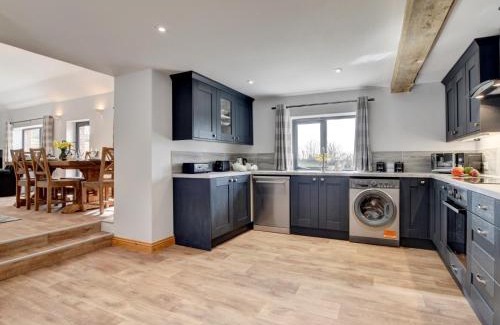 South Molton House | Family-Friendly 2-Bed Hotel in South Molton, Perfect for You