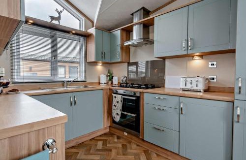 St. Andrews House | Cozy 2 Bed Retreat in St Andrews with Spa & Pet-Friendly