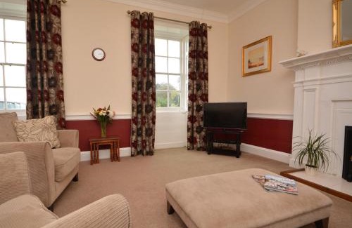 Saint Austell Bay House | Family-Friendly 2 Bed Retreat in St Austell