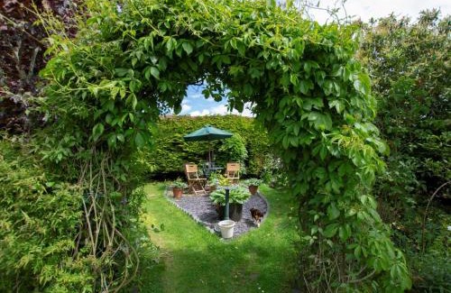 Carlton-in-Cleveland House | Cozy 2-Bed Retreat in Stokesley with Hot Tub Access