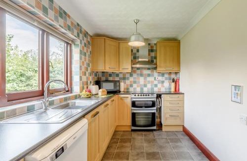 Kingston St Mary House | Family-Friendly 2-Bed Retreat in Taunton