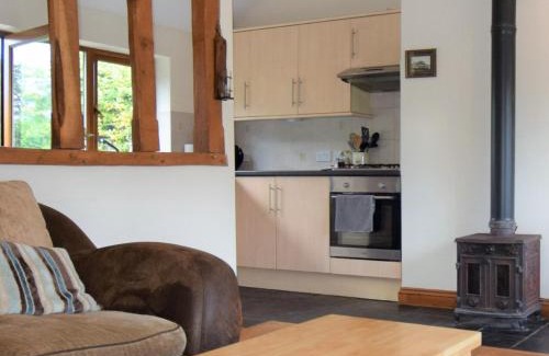 East Harling House | Family-Friendly 2 Bed Retreat in Thetford with Amenities