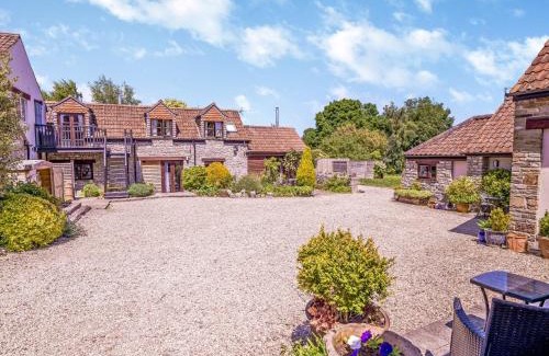Wedmore House | Family-Friendly 2-Bedroom Retreat in Scenic Wedmore