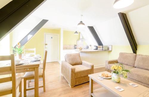 Northam House | Family-Friendly 2 Bed Retreat in Westward Ho