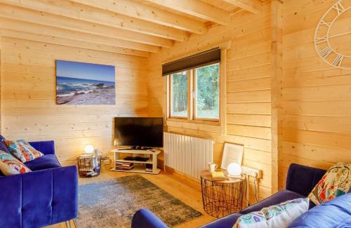 Widemouth Bay House | Family-Friendly 2 Bed Retreat in Widemouth Bay