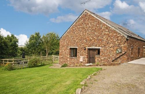 Widemouth Bay House | Pet-Friendly 2 Bed Retreat in Widemouth Bay for Families