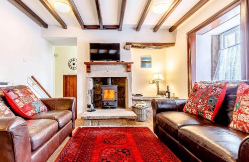 Winster House | Cozy 2-Bedroom Retreat in Winster - Family & Pet Friendly