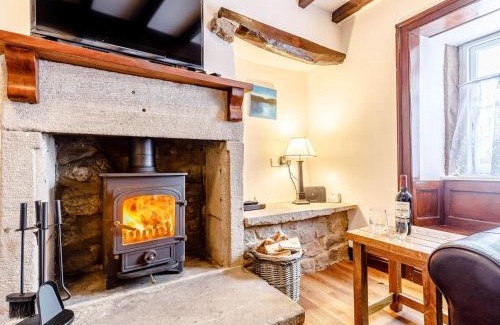 Winster House | Cozy 2-Bedroom Retreat in Winster - Family & Pet Friendly