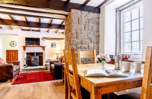 Winster House | Cozy 2-Bedroom Retreat in Winster - Family & Pet Friendly