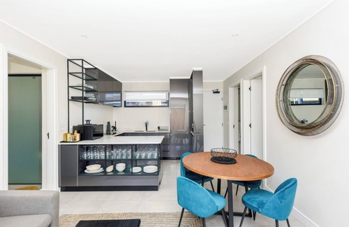 Greater Johannesburg Metropolitan Area Apartment | Cozy 2-Bed Retreat with Pool and Family Amenities