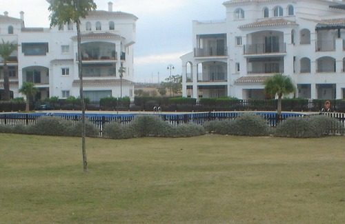 Gea y Truyols Apartment | Modern 2-Bed Apartment with Ocean View & Pool Access