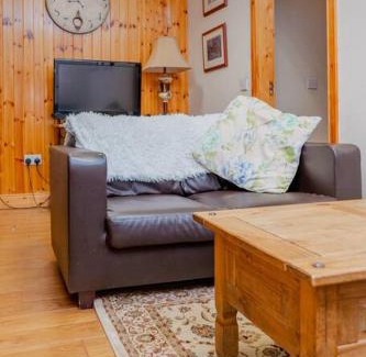 Clogherhead Apartment | Ideal 2 Bed Retreat on The Main Street with Ocean Views