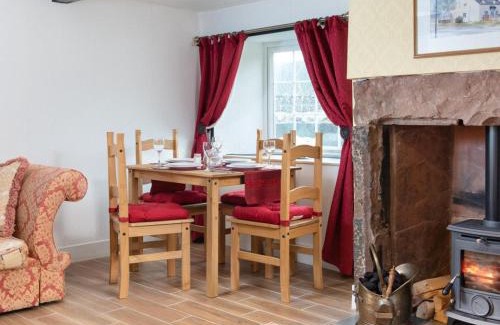 Maryport House | Cozy 2-Bed Property in Mawbray, Cumbria - Family Friendly