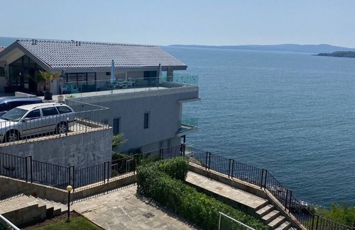 Budjaka Apartment | 2 Bed Suite with Exclusive Sea Views & Breakfast Included
