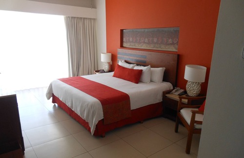 Nuevo Vallarta Resort | Family-Friendly 2 Bed Suite Steps from Beach with Ocean View