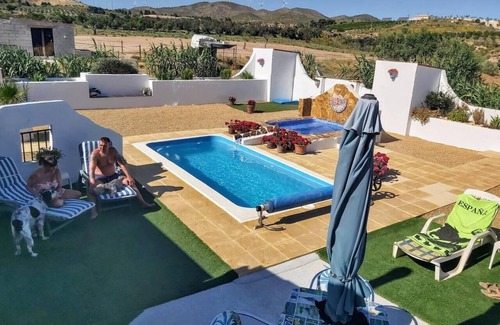 Seron Villa | Cozy 2-Bed Villa with Pool, Garden & Kitchen near Seron