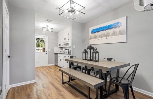 Northeast Pensacola House | Pet-Friendly 2 Bed Home with Fenced Yard - Fox Den E