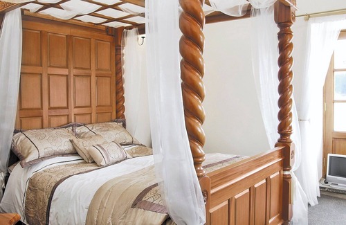 Burythorpe Cottage | Exceptional 2-Bedroom Stay in Kennythorpe near Malton