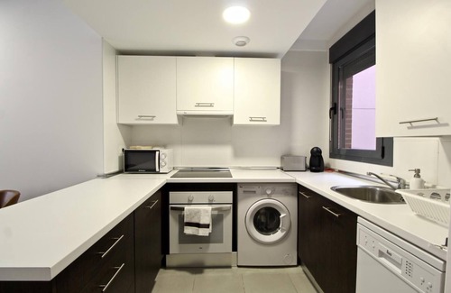 Adelfas Apartment | Inviting 2 Bedroom Apartment with Pool in Atocha