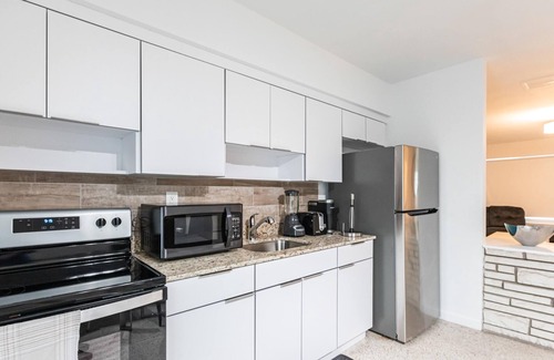 Sunny Isles Beach Ski Chalet | Enjoy 3 Nights and Get an Extra Night FREE This August