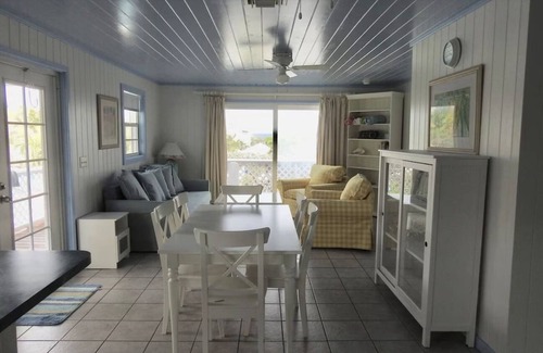 Hope Town Villa | Beautiful 2-Bedroom Retreat at Turtle Hill Resort by the Beach