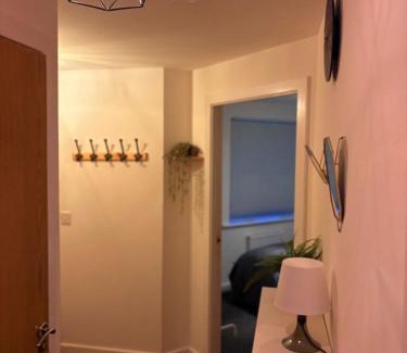 Warrington Apartment | 2 bedroom 2 bathroom ground floor apartment in central location