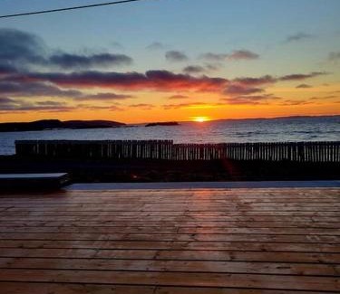 Bonavista House | Oceanfront Oasis: Family-Friendly Getaway with Hot Tub