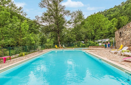 Conques-en-Rouergue House | Relaxing 2 Bedroom Retreat in Conques en Rouergue