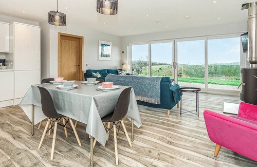 Gatehouse-of-Fleet Cottage | Cozy 2-Bedroom Accommodation in Gatehouse of Fleet