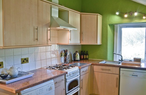 Newcastle-upon-Tyne Cottage | Cozy 2 Bedroom Retreat in Bryness, Nearby Otterburn