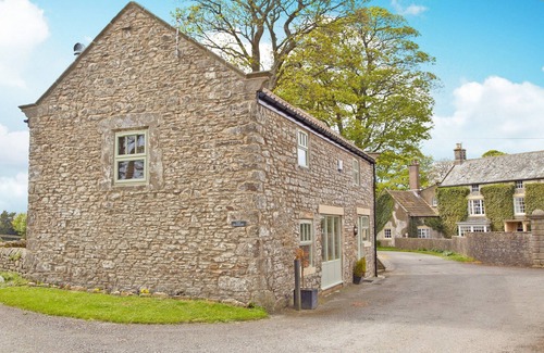 North Bitchburn Cottage | Inviting Barn Conversion with Free Pet Accommodation