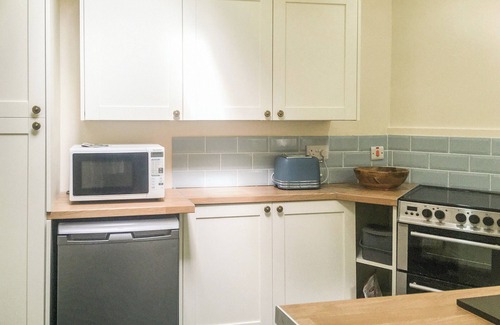 Whithorn Cottage | Prime 2-Bedroom Accommodation with Oceanfront Views