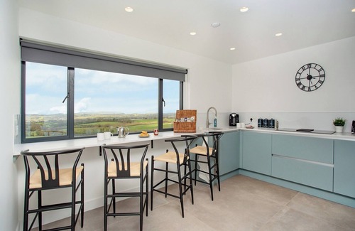 Ottery St Mary Cottage | Cozy 2-Bedroom Retreat with Oceanfront Views in Ottery St Mary