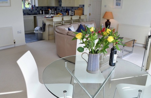 Ruan High Lanes Cottage | Cozy 2-Bedroom Retreat in Ruan Lanihorne, Near Truro