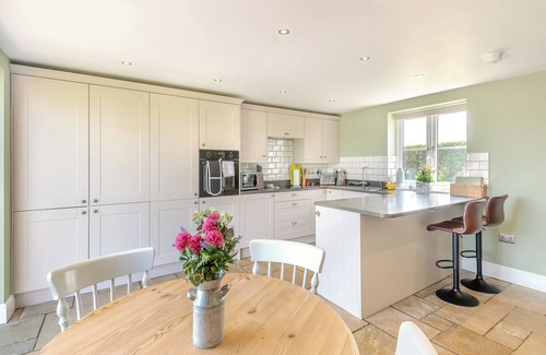 Rampton Cottage | Family-Friendly 2 Bedroom Retreat in South Leverton