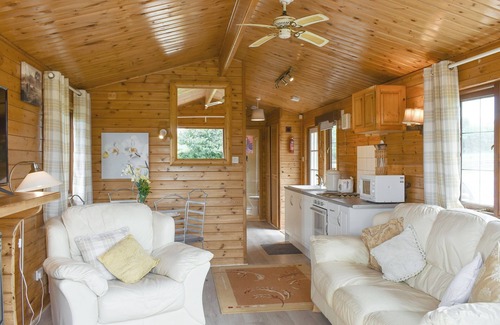 West Buckland Cottage | Cozy 2 Bedroom Retreat in Churchstanton near Honiton
