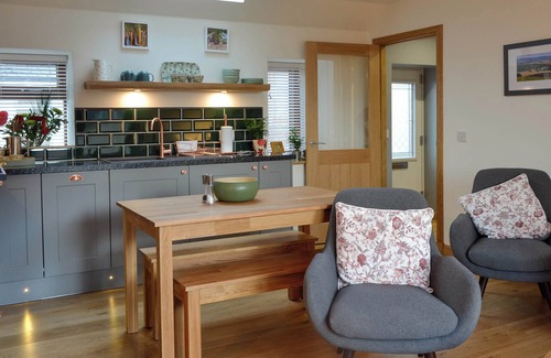 Laurencekirk Cottage | Pet-Friendly 2 Bedroom Retreat in Laurencekirk near Montrose
