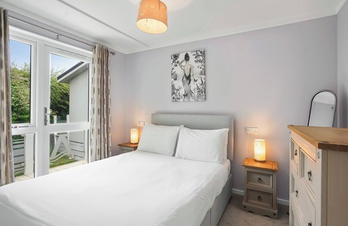 Oulton Broad House | 2 bedroom accommodation in Oulton Broad