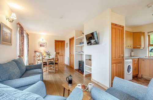 Lochgilphead Cottage | Cozy 2 Bedroom Retreat in Achnamara near Lochgilphead
