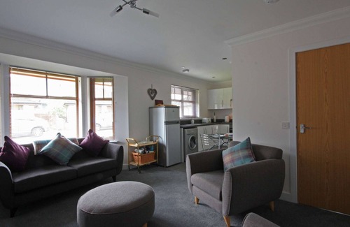 Marybank Cottage | Discover Ideal Base for Highlands in Muir of Ord