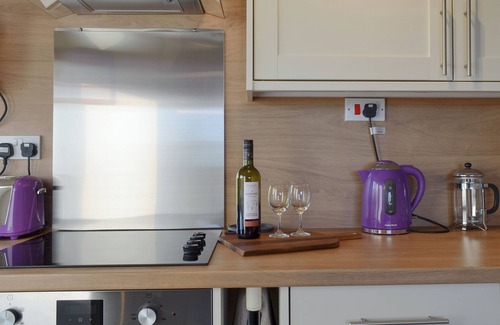 Ravenscar Cottage | Cozy 2 Bedroom Retreat in Ravenscar with Ocean Views