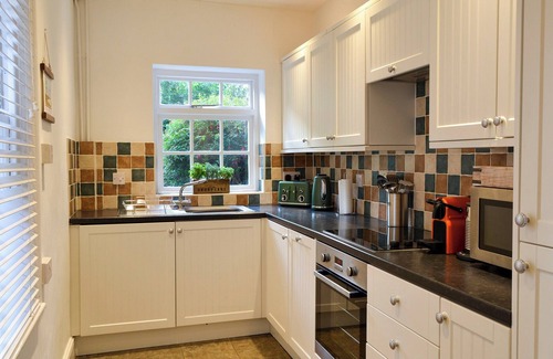 Sea Palling Cottage | Guest Rated 10/10: Oceanfront 2 Bedroom in Sea Palling