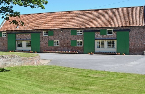 Sewerby Cottage | Premier 2 Bedroom Stay in Sewerby, Near Bridlington