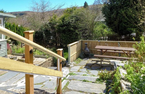 Dolwyddelan Cottage | Cozy 2-Bedroom Retreat in Dolwyddelan, Near Betws-y-Coed
