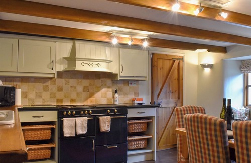 Hessenford Cottage | Exceptional 2-Bedroom Stay in Hessenford with Ocean View