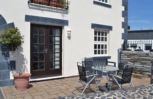 Porthmadog Cottage | Family-Friendly 2 Bedroom Accommodation in Porthmadog
