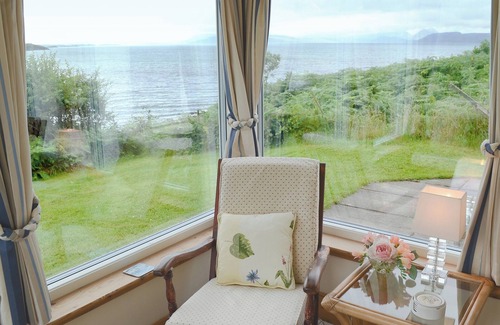 Applecross Cottage | Perfect 2 Bedroom Stay in Applecross with Ocean Views