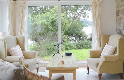 Applecross Cottage | Perfect 2 Bedroom Stay in Applecross with Ocean Views