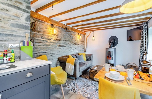 Cilgerran Cottage | Cozy 2 Bedroom Accommodation with Oceanfront Views